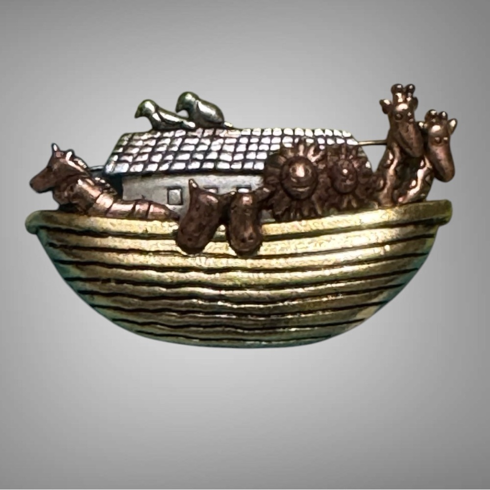 NOAH’S ARK BROOCH
